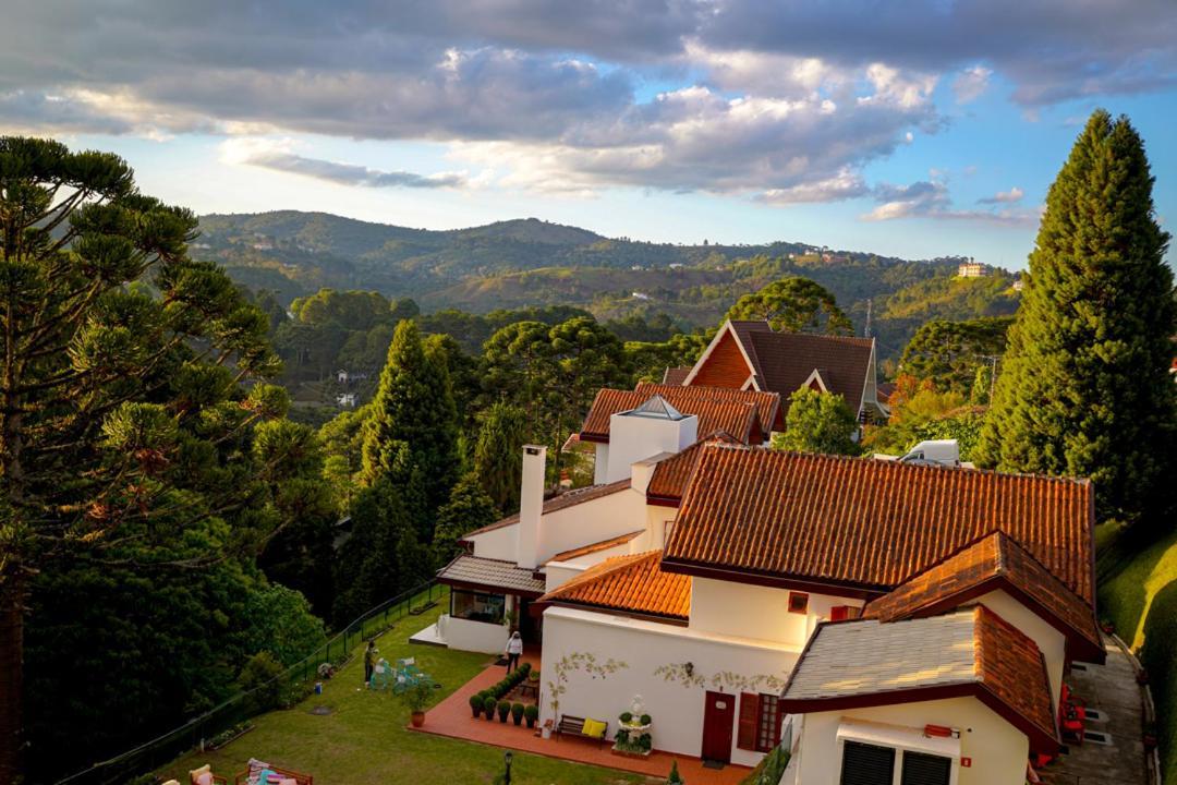 ホテル Pousada Hortela Campos do Jordão エクステリア 写真